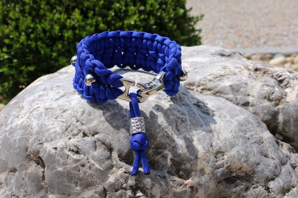 Paracordhalsband Electric Blue 24 * 3,7