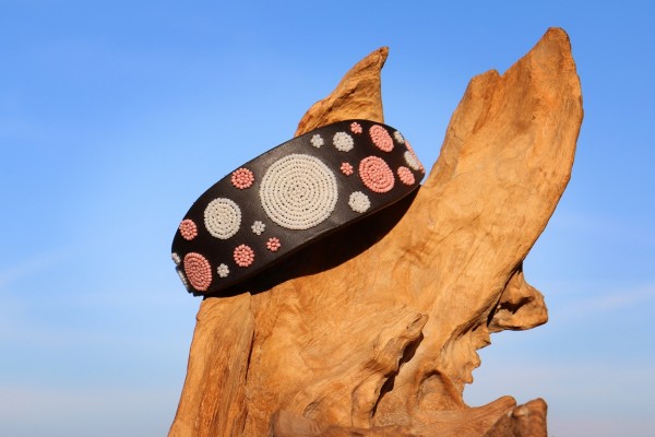 Pink Dots TKC Massaihalsband