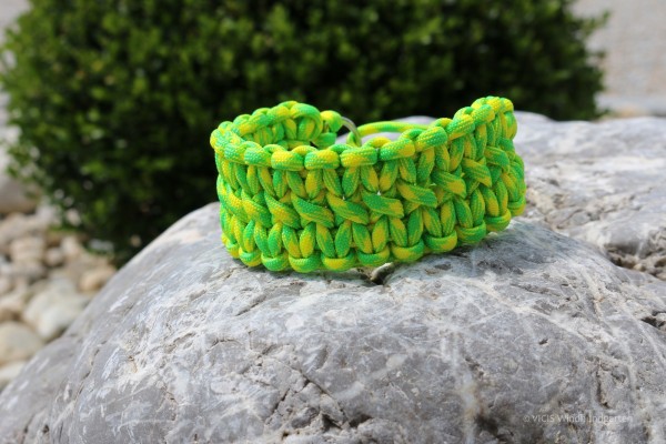 Paracord Zugstopphalsband Neon Green & Yellow 21,5/27 * 4